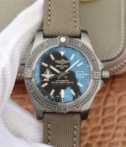 TW Breitling Avenger Blackbird