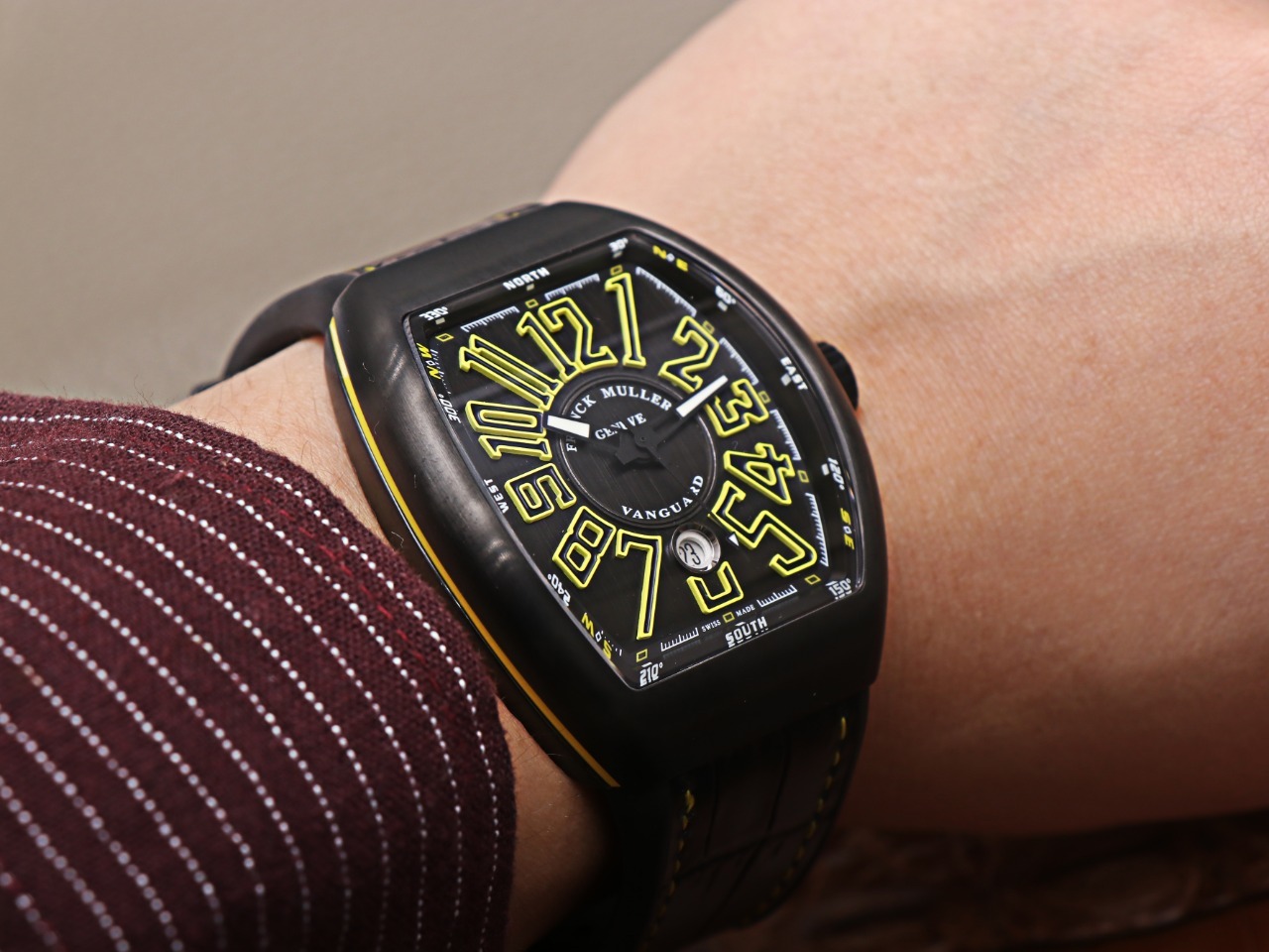 franck-muller-5558-10.jpg