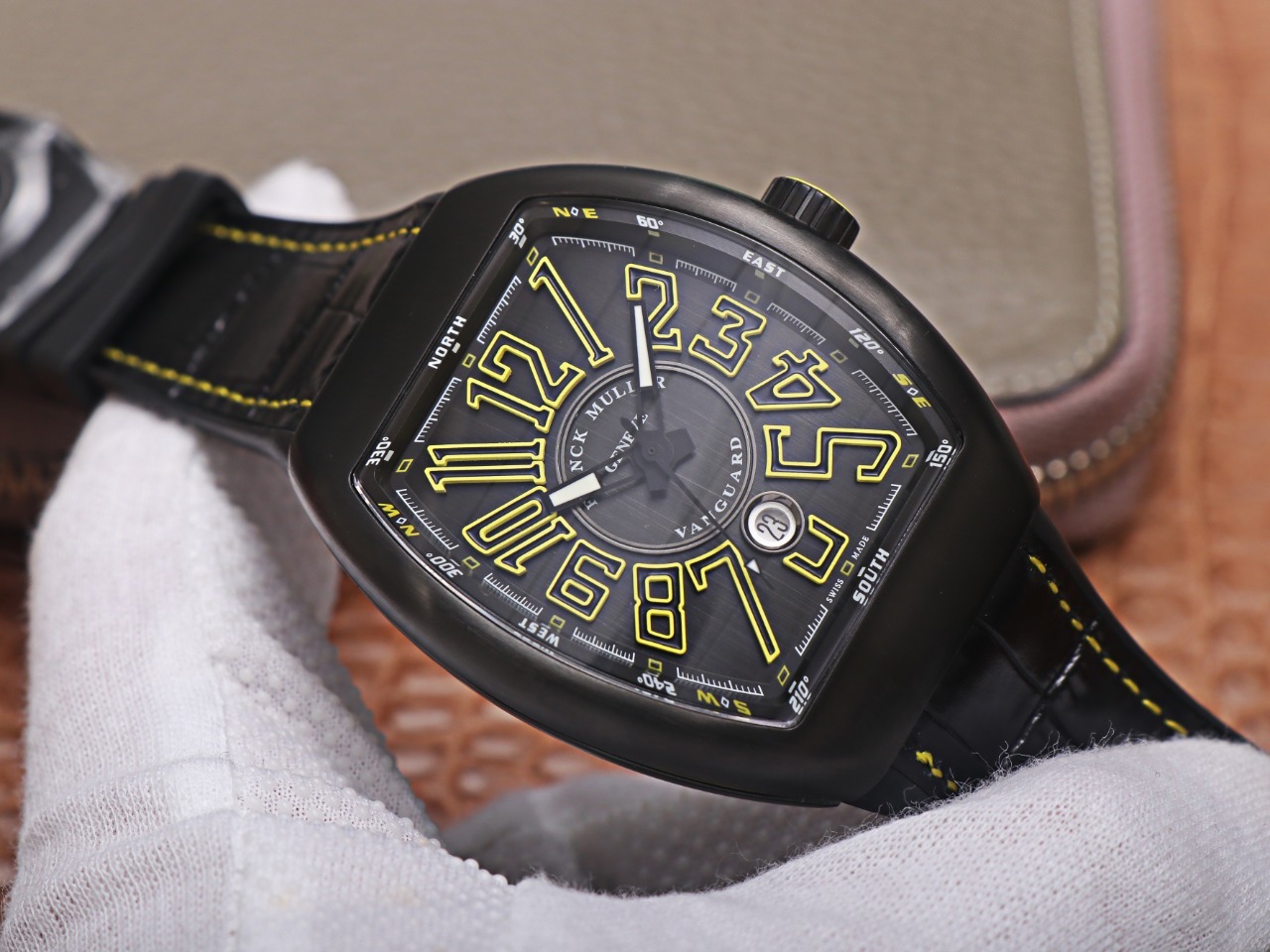 franck-muller-5558-2.jpg