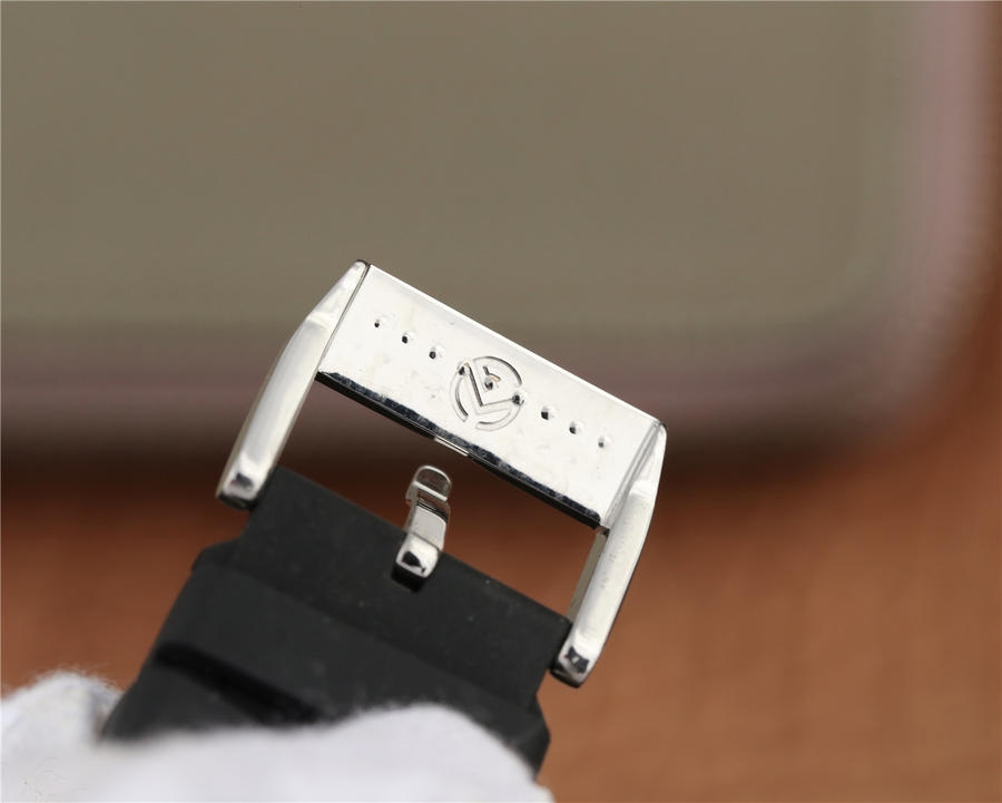 franck-muller-5570-8.jpg
