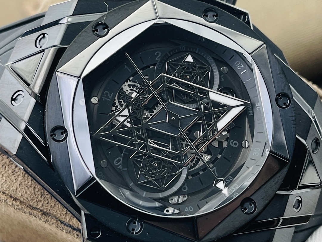 hublot-5223-4.jpg