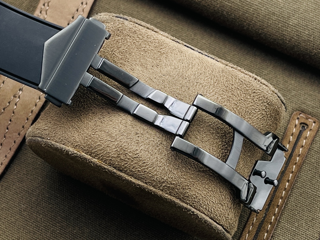 hublot-5223-8.jpg