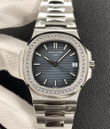 3K Patek Philippe Sport Elegant Series 5713 (Nautilus) T square diamond ring