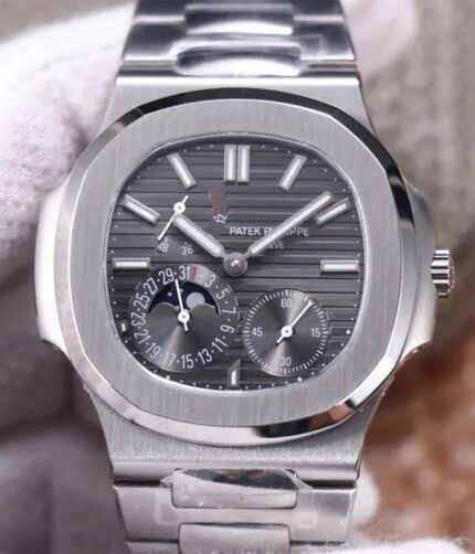 PF Patek Philippe Nautilus series nautilus 5712/1A-001