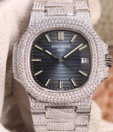 R8 Patek Philippe PATEK PHILIPPE Nautilus 5711 Starry Sky