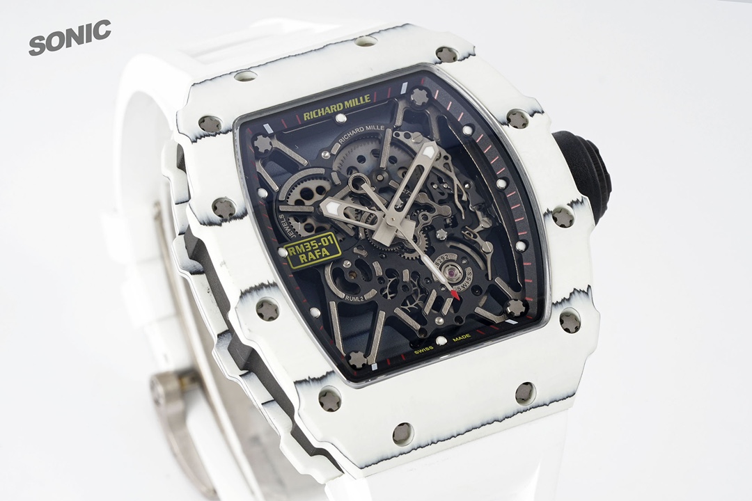richard-mille-2400-2.jpg