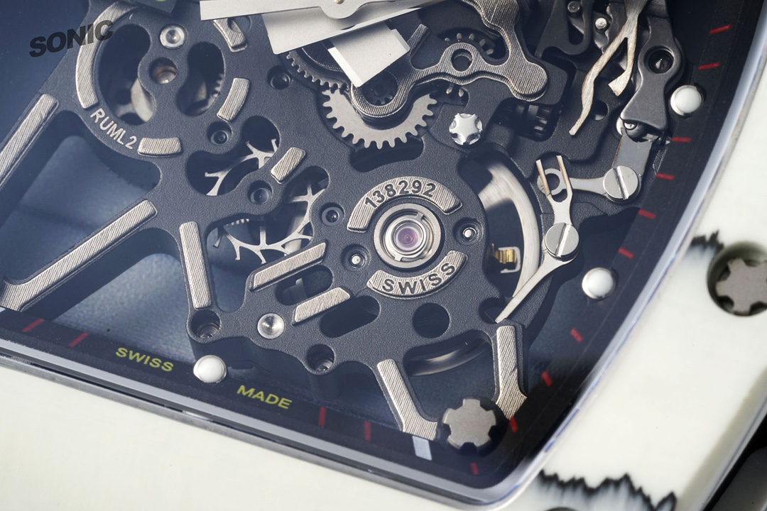 richard-mille-2400-4.jpg