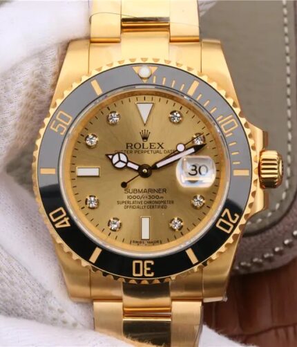 N Rolex all-gold (30 microns thick) Submariner